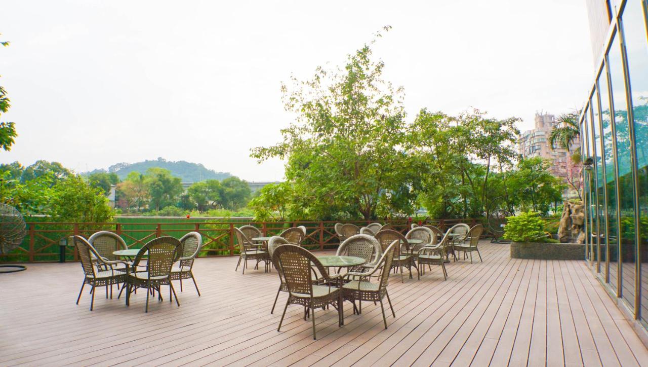Hione Holiday Hotel Taipeh Exterior foto