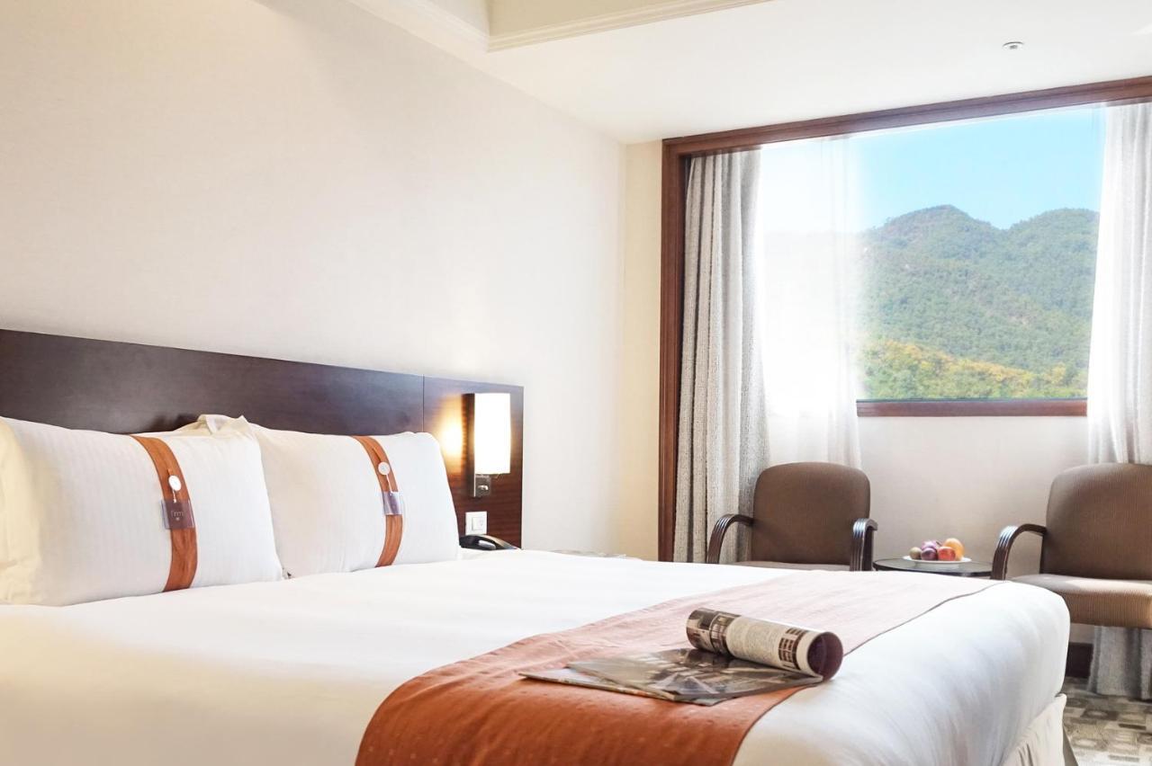 Hione Holiday Hotel Taipeh Exterior foto