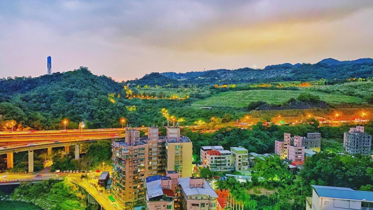 Hione Holiday Hotel Taipeh Exterior foto